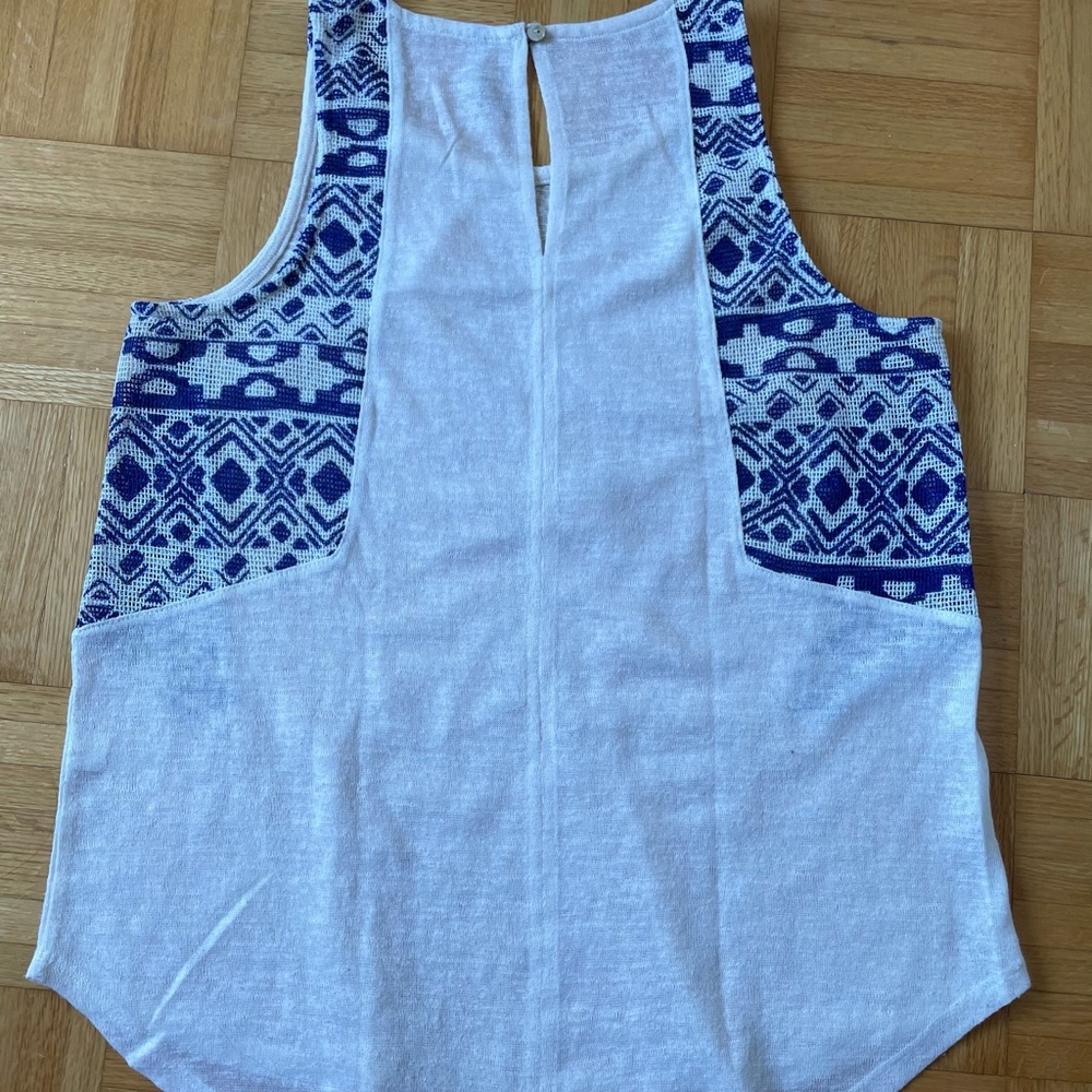 Color Thread Aztec Tank Top - Picture 4 of 4